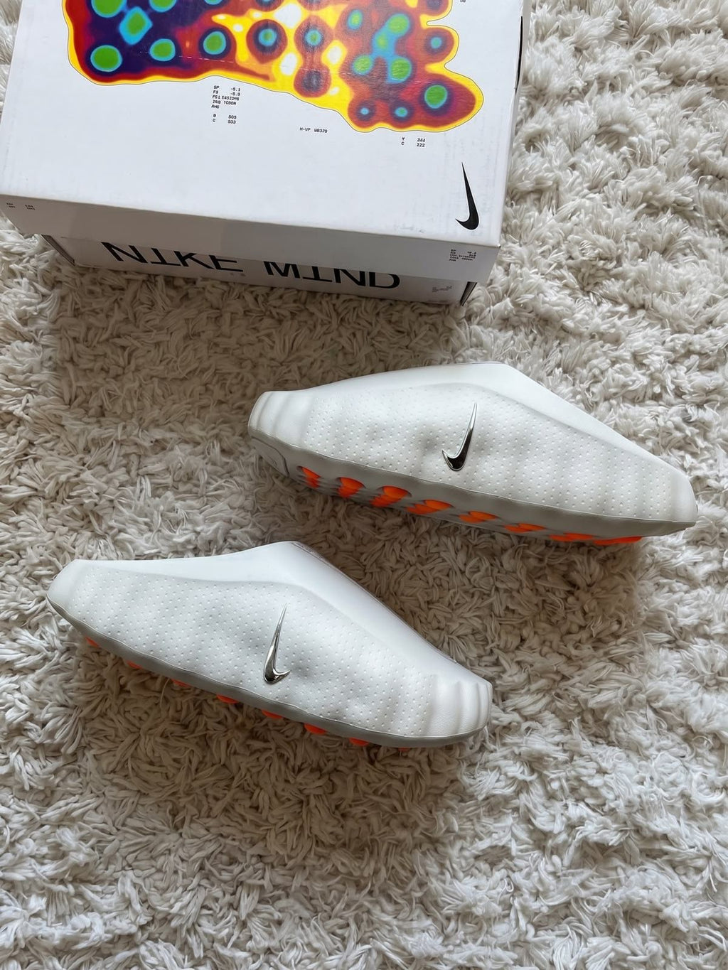 Nk sandals